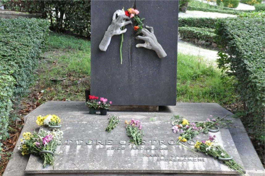 5-Ettore Castronovo's Tomb.JPG